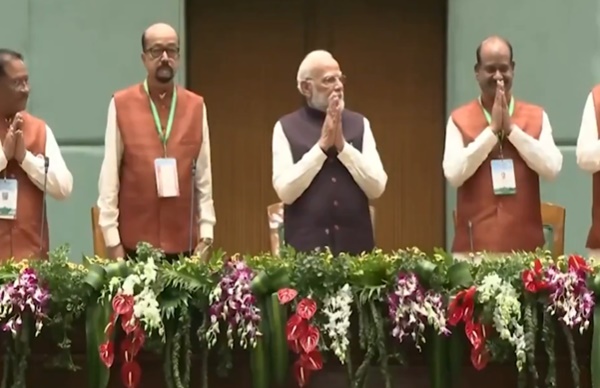 PM Modi Inaugurates New Chhattisgarh Assembly Building, Unveils Statue of Atal Bihari Vajpayee